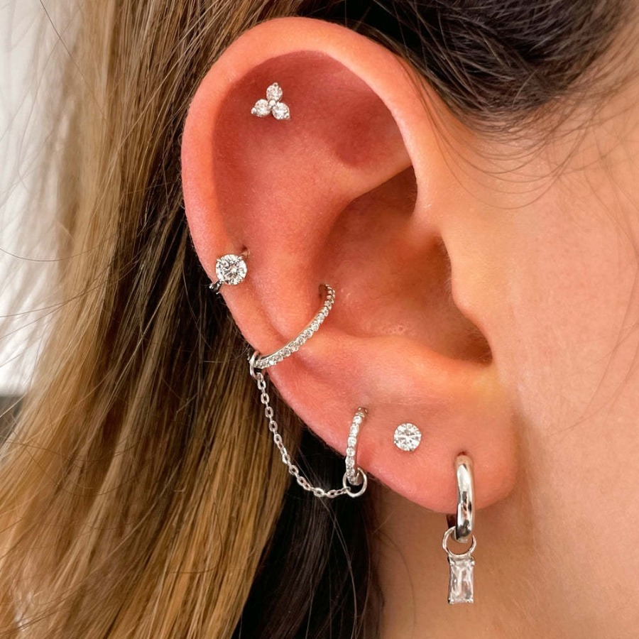 Body Jewelry Europe - 1 zestaw kolczyków i łańcuszków w