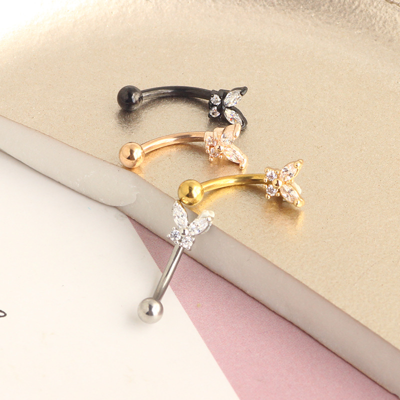 Złota biżuteria do piercingu R – Rook Curved Barbell recenzja i cena