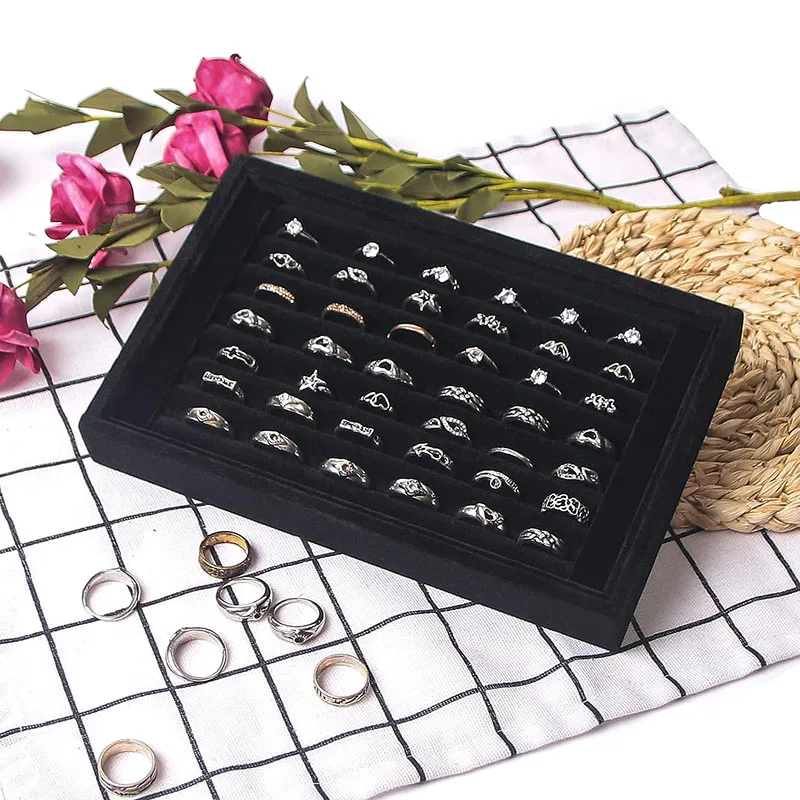 Organizer na biżuterię, stojak – Body Jewelry Display recenzja i cena