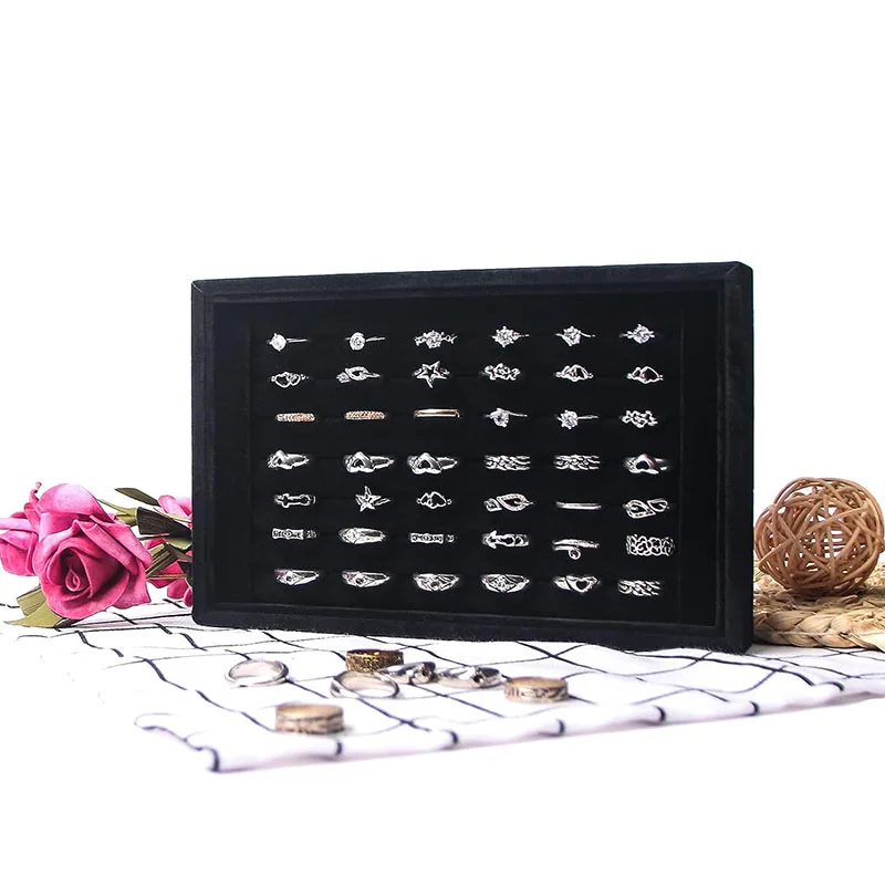 Organizer na biżuterię, stojak – Body Jewelry Display recenzja i cena